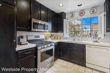 Main picture of 10604 Valley Spring Ln