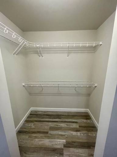 Main picture of 190 New Oak Dr
