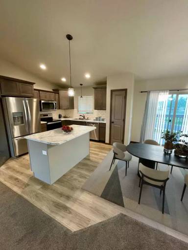 Main picture of 628 Rachel Ln