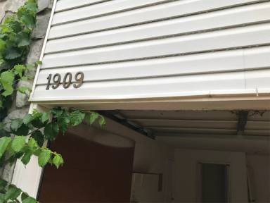 Main picture of 1917 Oakhurst Ave