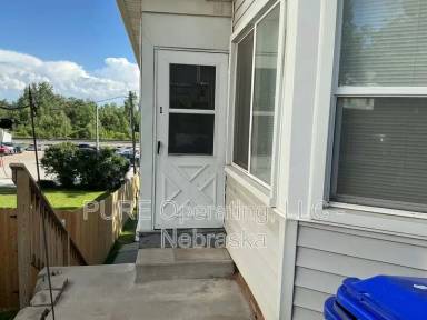 Main picture of 810 E Erie St