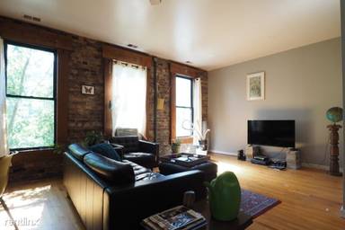 Main picture of 1706 W Ohio St