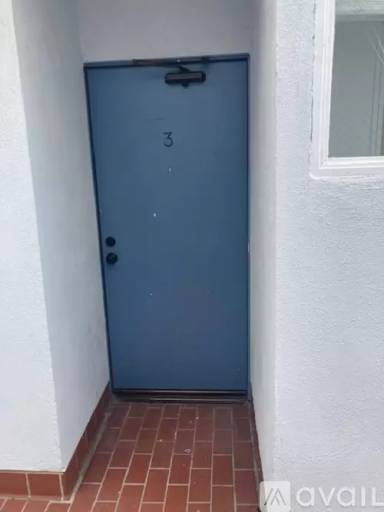 Main picture of 501 Center St