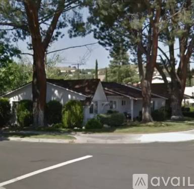 Main picture of 24100 Vanowen St