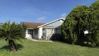 Main picture of 202 Olivewood Ct