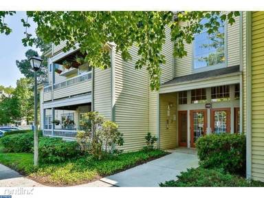 Main picture of 119 Acadia Ct