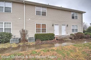 Main picture of 536 Grays Pointe Ct