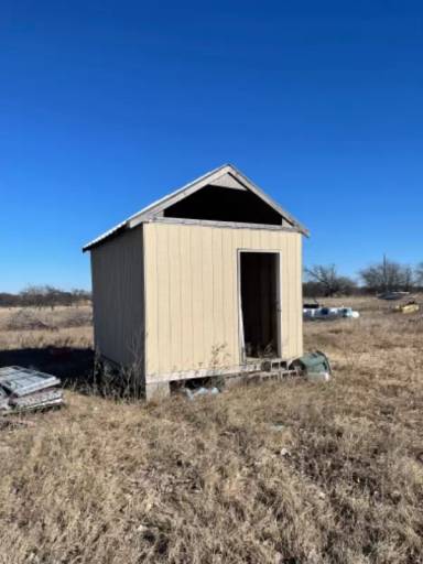 Main picture of 1730 County Road 401