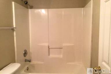 Main picture of 2468 Melville Rd