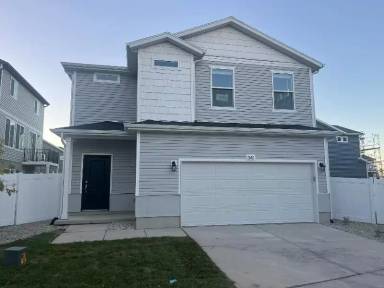Main picture of 341 N Colonnade Rd