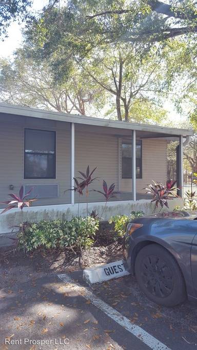 Main picture of 4107 E Michigan St