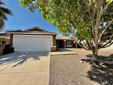 Main picture of 8936 W John Cabot Rd