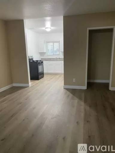 Main picture of 427 W Ramona Dr