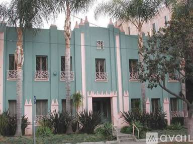 Main picture of 1814 N Normandie Ave
