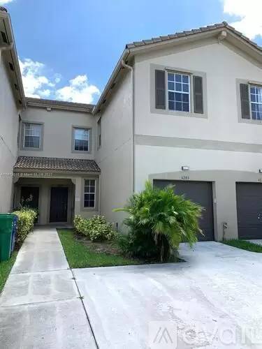 Main picture of 13111 SW 42nd St