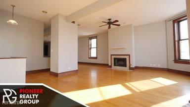 Main picture of 2835 N Ashland Ave