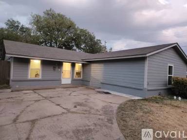 Main picture of 3120 Witton St
