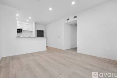 Main picture of 8444 Columbus Ave