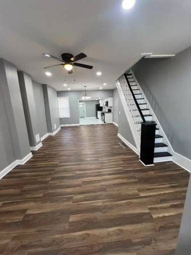Main picture of 547 E High St