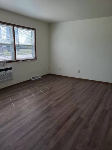 Main picture of 342 Martin Ave