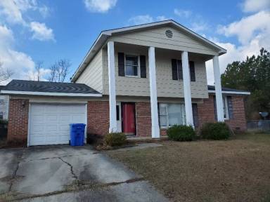 Main picture of 520 Anona Dr
