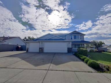 Main picture of 3908 Hayden Ln