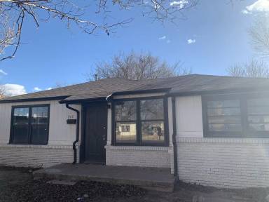 Main picture of 2623 2nd St
