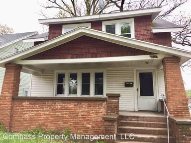 Main picture of 1717 Godwin Ave SE