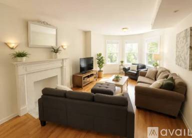 Main picture of 1404 Beacon St