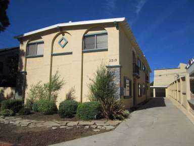 Main picture of 2519 Nelson Ave