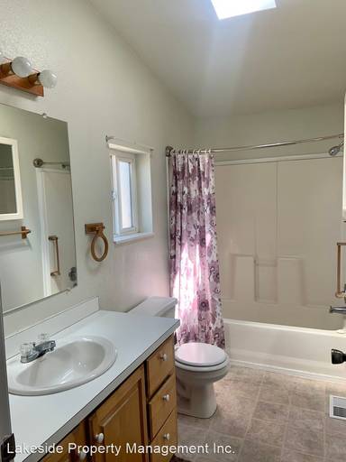 Main picture of 1340 Madison St