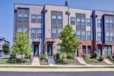 Main picture of 43430 Apple Orchard Sq