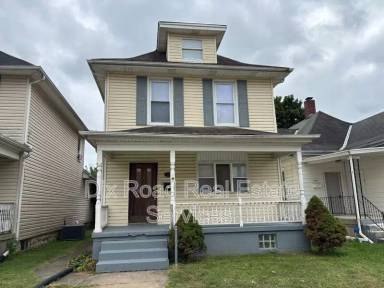 Main picture of 139 Gordon Ave
