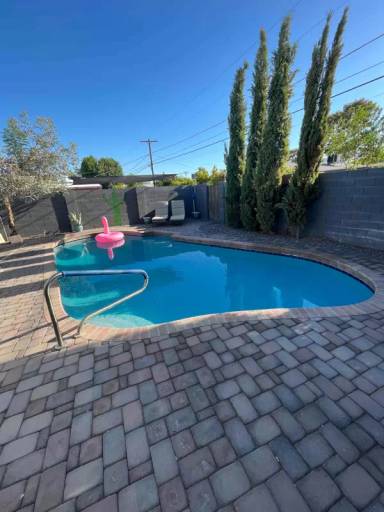 Main picture of 2624 N 68th Pl