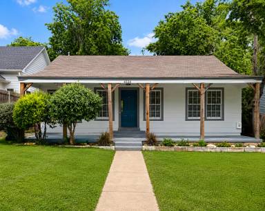 Main picture of 4124 Lovell Ave