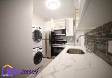 Main picture of 3143 John F Kennedy Blvd