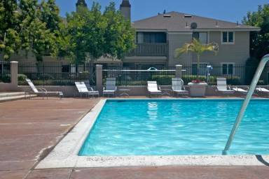 Main picture of 6095 Terrace Ln