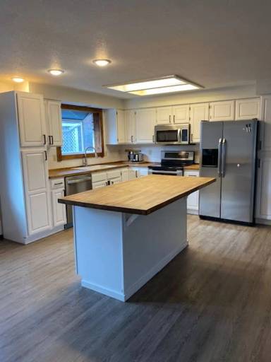 Main picture of 61241 Benham Rd