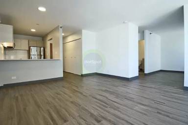 Main picture of 430 E Ohio