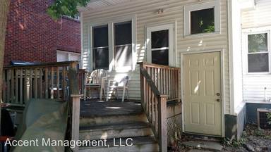 Main picture of 2021 University Ave