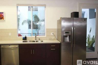 Main picture of 13340 W Washington Blvd