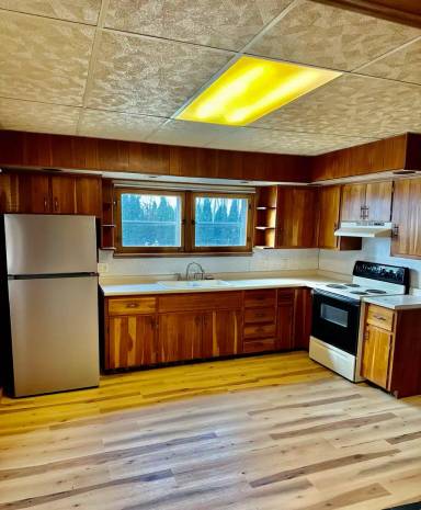 Main picture of 354 W Jefferson St