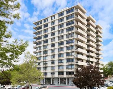 Main picture of 200 N 3rd St