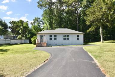 Main picture of 2400 Lake Hall Rd