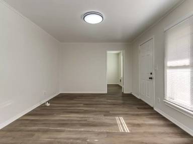 Main picture of 3617 S Goff Ave