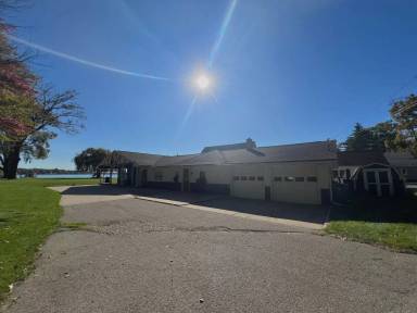 Main picture of 327 Big Bay Dr