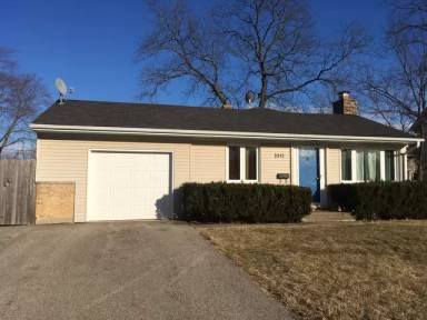 Main picture of 1042 Marshall Rd