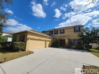 Main picture of 20044 Oakflower Ave