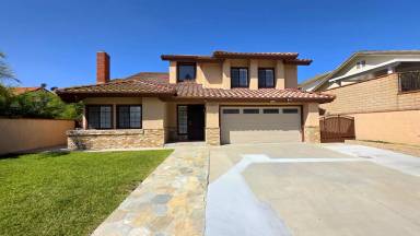 Main picture of 335 Eola Dr