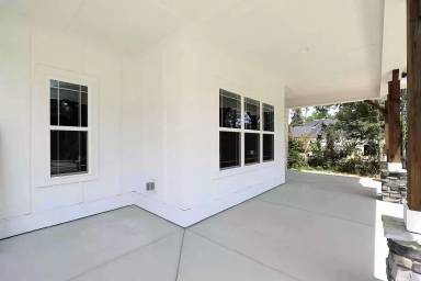 Main picture of 737 Rookery Ln